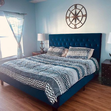 Gulf Coast Gold Private Condo - 2Bed, 2Bath, Sleep 6, Across Street From Beach, Balcony Views Of Sunsets, Beach & Gulf, Pool, Gym St. Pete Beach Dış mekan fotoğraf
